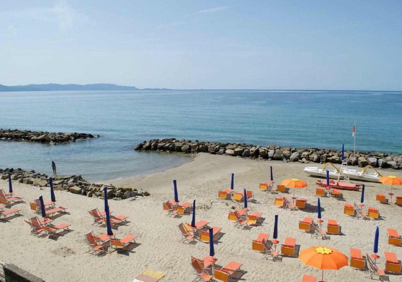 Suite Follonica Beach 外观 照片